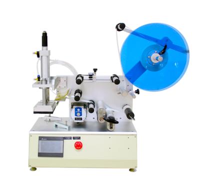 China YTK Food Bottle Labeling Machine Semi Automatic Flat Labeling Machine Sticker For Flat Bottles for sale