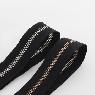 China Wholesale High Quality Brass Auto Lock 3#4 Long Chain #5#8#10# Zipper Pull For Lattice Zipper With 4YG Slider for sale