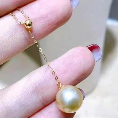 China Fashional Simple 18K Gold Seawater Pearl Necklace Fashion Style Round 8-9mm Seawater Pearl Mothers Day Gifts for sale