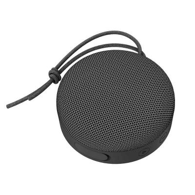 China Wireless Charger For Mobile Phone Radio BT IPX7 Waterproof Mini Speaker Hot Selling Portable Waterproof Audio Speaker for sale