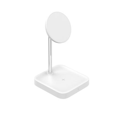 China UniversalÂ   New Magnetic-pro factory design stand 2 in 1 wireless magnetic charger 15W wireless charging station for sale