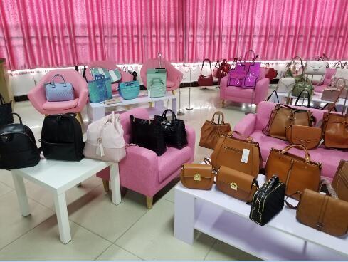 Verified China supplier - Guangzhou BaiShun Leather Co., Ltd.