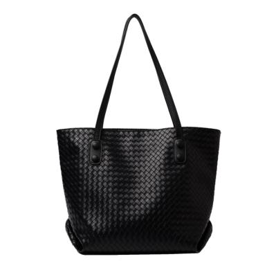 China Multifunctional Student Bag Large Capacity Cool Casual Single Shoulder Shopping Bag for sale