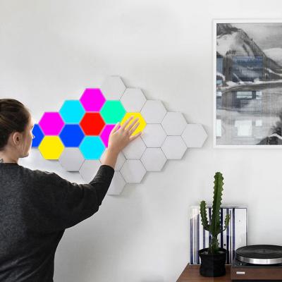 China Modern Hexagon Lights Touch Diy Magnetic Modular Hexagons Wall Light Finger Touch Sensitive Night Lights for sale