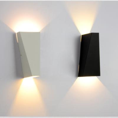 China decorative wall led light simple desig led wall lamp holder fancy wall light for home/hotel led light for sale