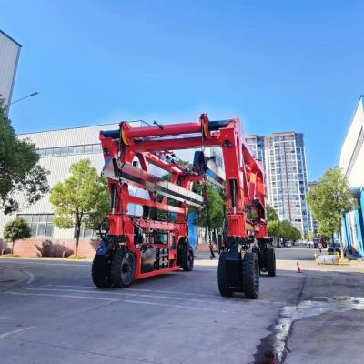 China O vermelho de SPEO escarrancha a máquina do elevador do recipiente para as fábricas de aço/pré-fabrica o concreto à venda