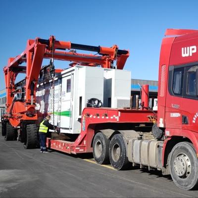 Chine Le mobile de SPEO écartent les jambes la grue 35 Ton For Lifting Oversized Loads de transporteur à vendre