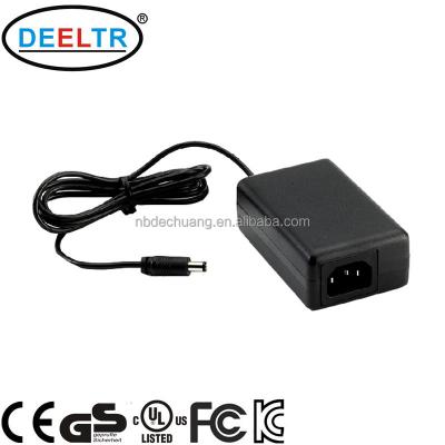 China Consumer Electronics OEM 12v DC Power Adapter 12v 5amp Switching Power Supply for sale