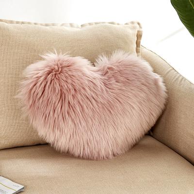 China SIPEIEN Cozy Pink Faux Fur Soft Fluffy Cushion Covers Love Heart Throw Pillows Home Decor for sale