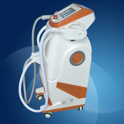 China Máquina del retiro del pelo facial del laser del diodo en venta