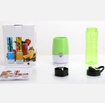 China Mini Portable Travel Size Mini Blender for Smoothies As Seen On TV for sale