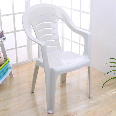 China Dining Chair Cheap Modern Kitchen Set White Plastic Dining Chair With Armrest for sale