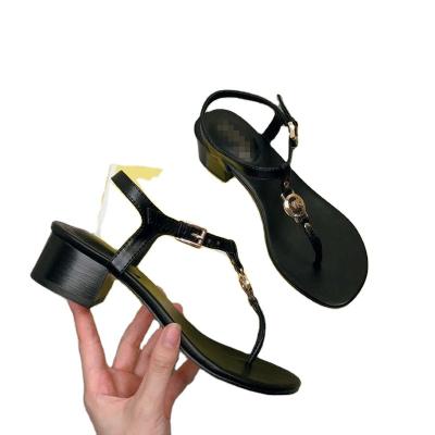 China 2022 new style fashion PU ladies sandals anti-slippery wholesale women block heel summer shoes leathershoes for girl and ladies for sale