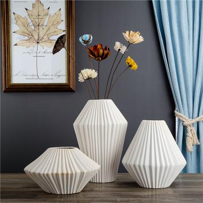 China Origami Pattern Flower Pot Decoration Vase Ceramic Matte White Vase Living Room Dining Table Vases Ceramic Custom Items for sale