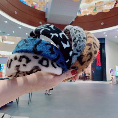 China New Fashion Women's Winter Headband RARA Women's Wide Fur Headband Leopard Fur Wrap Headbands Main Color Elastic Plush for sale