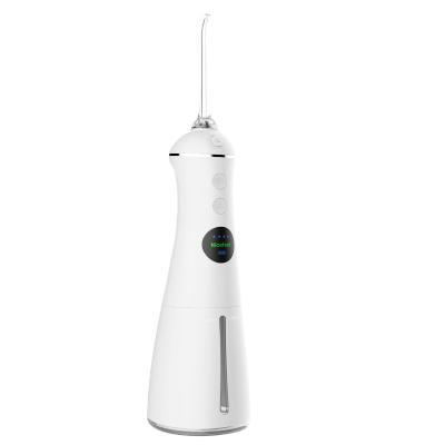 China 2022 Beauty Care FC1596 Battery Operated Water Flosser Best Selling Dental Oral Irrigator for sale