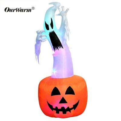 China OurWarm Durable and Festive Party Supplies 2021 Inflatable Ghost Pumpkin Halloween Decoration Light for sale