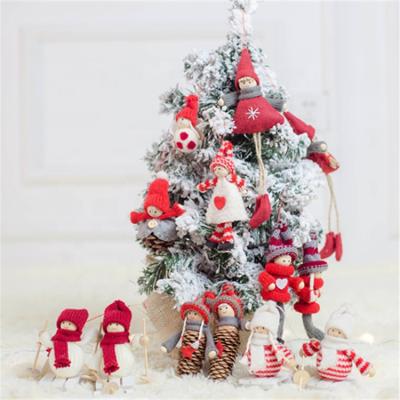 China Weihnachten Eco-friendly Felt Christmas Boys And Girls Hanging Decoration for sale