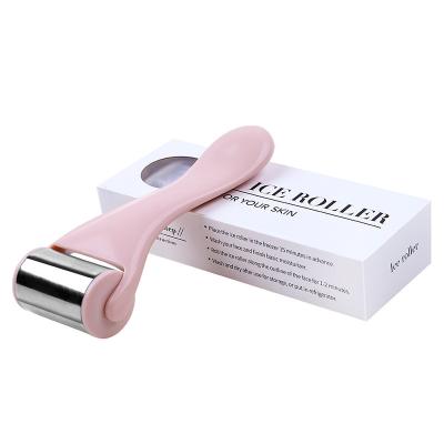 China Firming 2022 High Quality Ice Roller Beauty Massager Facial Push And Pull Slim Face Stainless Steel Ice Roller V Lift for sale