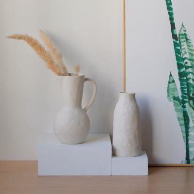 China Minimalist Ceramic Vase Home Decoration Ornaments Art Vases Decorations White CraftsCeramic and Porcelain Vases for sale