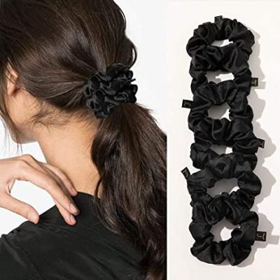 China Fashion 2021 Silk Scrunchies For Hair 100% Pure Silk Hair Scrunchies Luxurious Silk Hair Ties No Crease Scrunchie for sale