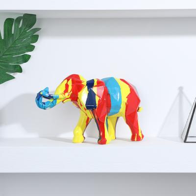 China Promotional Custom Colored Resin Hand Crafted Elephant Staining Statues From Europe for sale