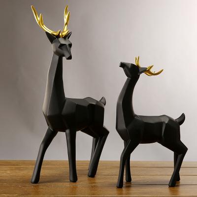 China Europe Wholesale Promotional Antique Crafts Custom Resin Deer Sculpture Table Tops Crafts Decor for sale