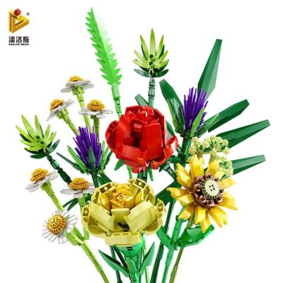 China PANLOS 655003 Eco-Friendly Non-Toxic Girl Jewelry Gift Toys Plastic Children's Toys Flower Educational Blocks for sale