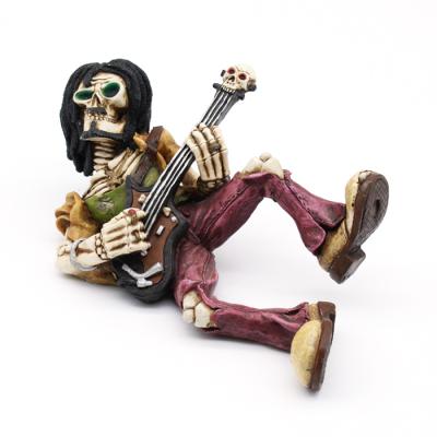 China Global Crafts High Quality Custom Made Crawling Skeleton Resin Halloween Outdoor Indoor Decoration for sale