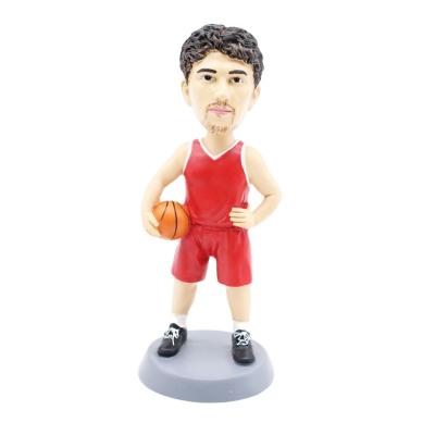 China Creative China NBA Basketball Bobbleheads NBA Fans Gift Custom Resin Bobblehead for sale