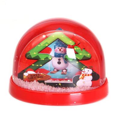 China Global Hot Wholesale Christmas Table Snow Globe Decorative Christmas Souvenir Manufacturer Photo Plastic Snow Globe Custom Made for sale