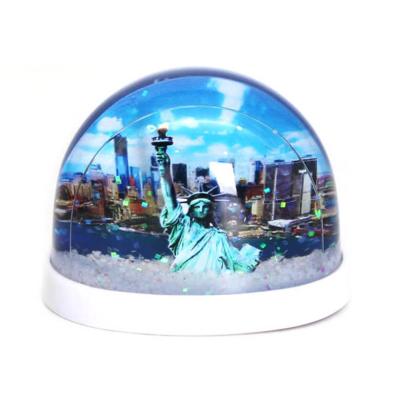 China Factory Sale OEM Factory Sale Cartoone Snow Water Ball Souvenir Glass Snow Globes Figurine Custom Home Decor Global Hot Globes for sale