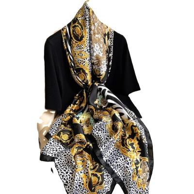 China Long New Fashion 2022 White Zebra Line Black Scarves Women Long Head Hijab Shawls Scarf for sale