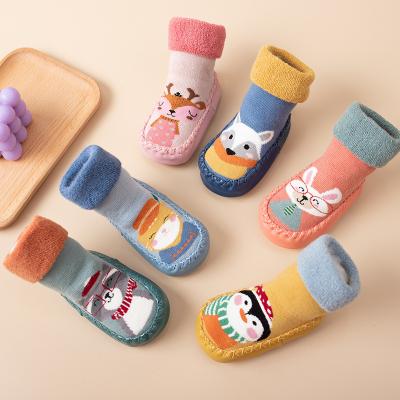 China 2021 Anti Slip Socks Kids Cartoon Floor Breathable Socks New Winter Terry Toddler Thick Infant Shoes Breathable Socks for sale