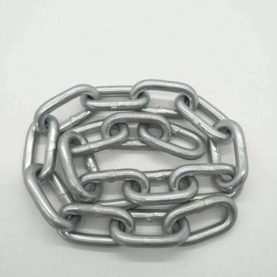 China 3.2mm-25.4mm g30 lifting hooking mild steel plain medium link chain for sale