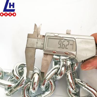 China DIN766 Low Carbon Steel Long Link Chain G30 Ordinary Rigging Electro Mild Galvanized Lifting Chains for sale