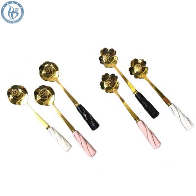 China Sustainable Ceramic Gold Plated Handle Stainless Steel Flower Tea Decorative Teaspoon for sale