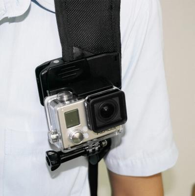 Cina Supporti di macchina fotografica di Gopro del cappello dello zaino che girano il supporto della clip con la vite in vendita