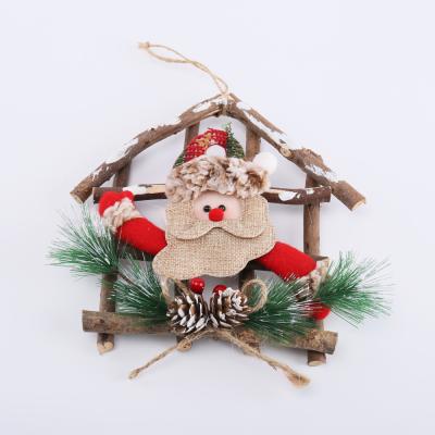 China Christmas Party Decoation New Product Tree Ornaments Wooden Christmas Door Pendant For Party for sale