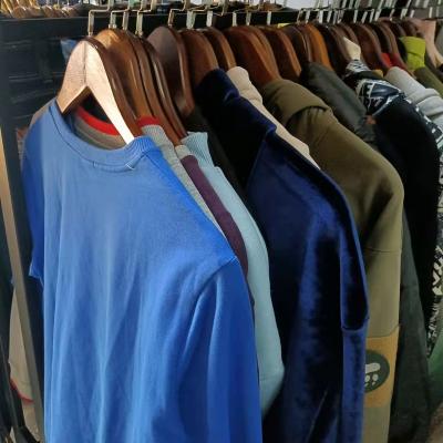 China Second Hand International Clothing Fashionable Second Hand Clothing Factory Used Clothes Sweatshirt Hoodie Men Clothing Second Hand Clothing for sale