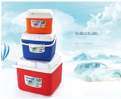 China Waterproof Plant Portable Heavy Duty Cooler Box With Plastic Handles Insulated Medical Transport Ice Chest Coolers for sale