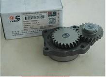 China Cummins oil pump 4935792 4939587 6bt engine oil pump for sale