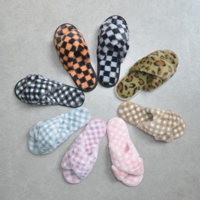 China Fashion Trend Customized Home Slippers Women's Fur Slippers Fluffy Slides With Non Slip Soles Shoes For Women for sale