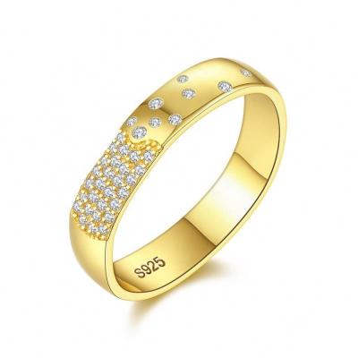 China FASHIONABLE 18K Gold Classic Silver Chunky Geometric Wedding Ring Women Luxury Shining Zircon Rings for sale