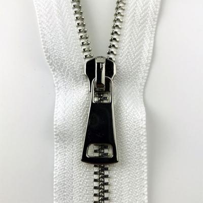 China Eco - Friendly Low Price ODM / OEM Sustainable Fabric Metal Zipper For Bag for sale