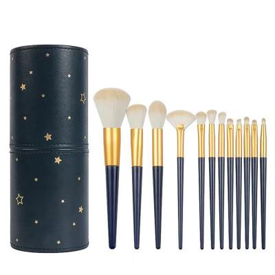 China Fan Brush 8 Extra Large 24 Pcs 32 18 Spiral Rose Makeup Brushes Set For Beginners 8pcs for sale