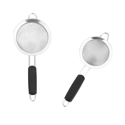 China Sustainable stainless steel strainer with black/red handle for sale