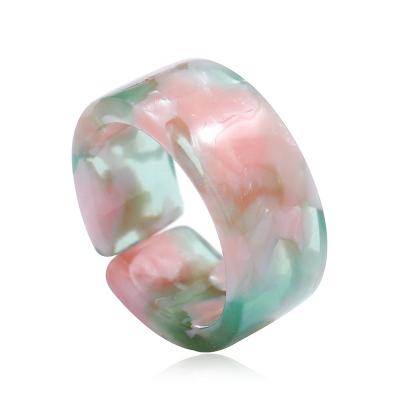 China Trendy Green Colorful Trendy Cute Geometric Jewelry Chunky Acrylic Chunky Korean Shell Rings Set Resin Rings for sale