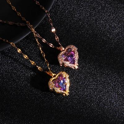 China Luxury Colorful Necklace Diamond Heart Necklace Colorful Crystal Rhinestone Love Heart Pendant Fashion 18k Environmental Friendly Wholesale Gold Pop for sale