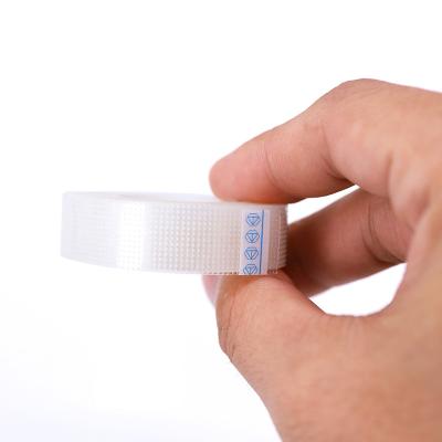 China Lift the eyelid or hot sale medical waterproof seal lift the eyelid reusable pe tape eyelash extension tape for sale